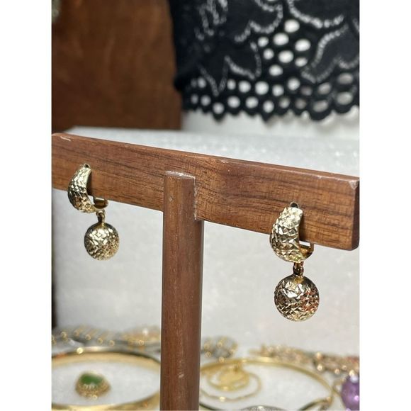 14KT Yellow Google Diamond Etch Dangle Ball Lever Back Earrings 1” Long - Picture 2 of 8